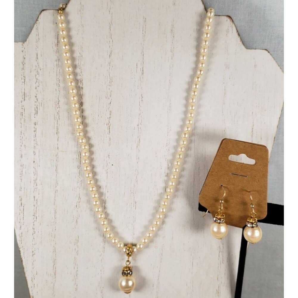 Vtg Signed LCI Liz Claiborne Inc. Faux Pearl Crystal Necklace Dangle Earring Set